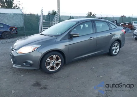 2013 Ford Focus Se z USA, uszkodzony, nr VIN 1FADP3F22DL309776